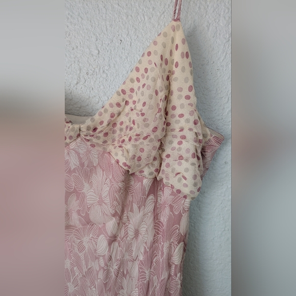 Beautiful Vintage 90's Silk Slip Dress - Picture 3 of 9